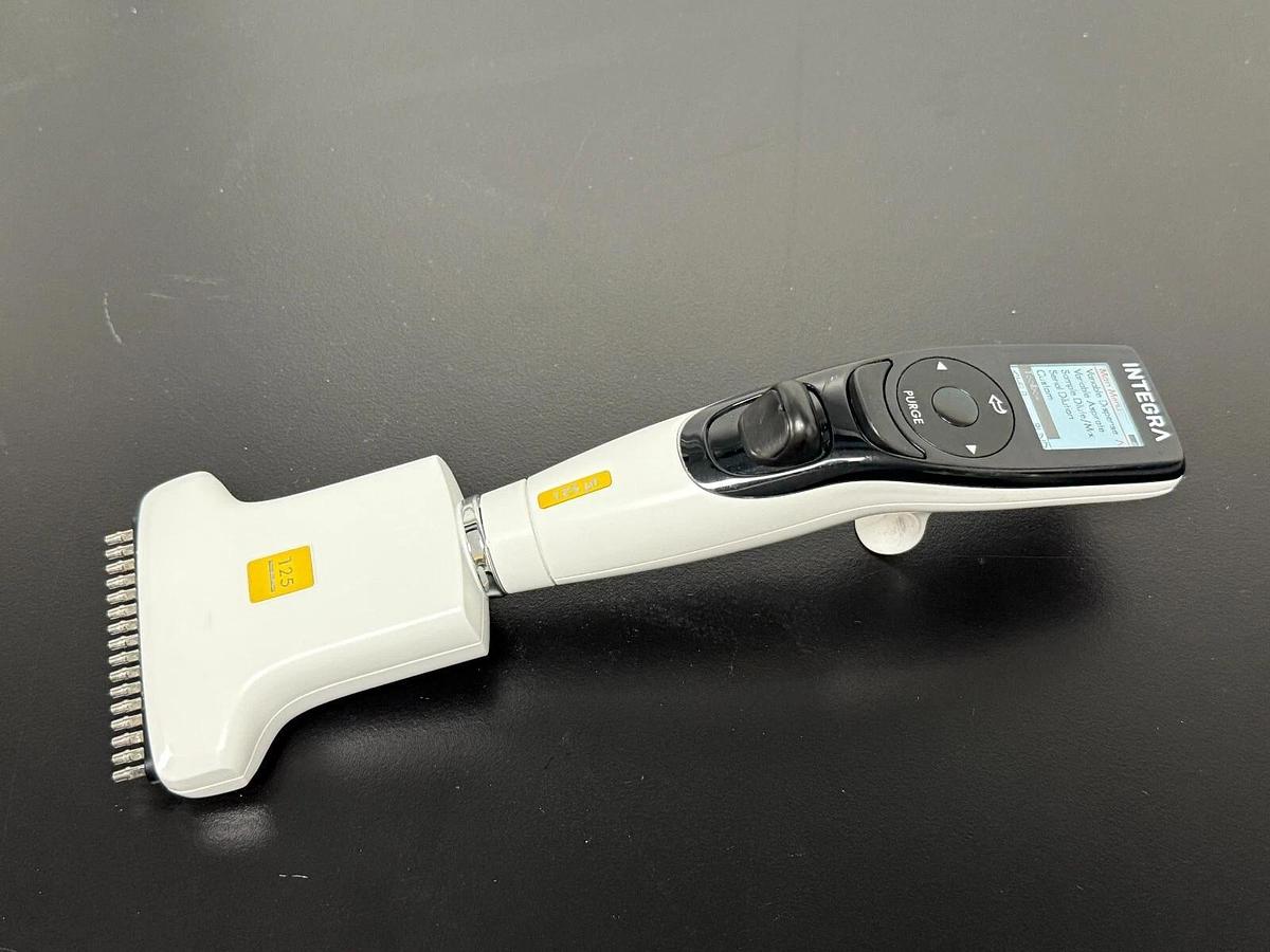 Used Integra ViaFlo 5-125ul 16-channel electronic pipette 4642
