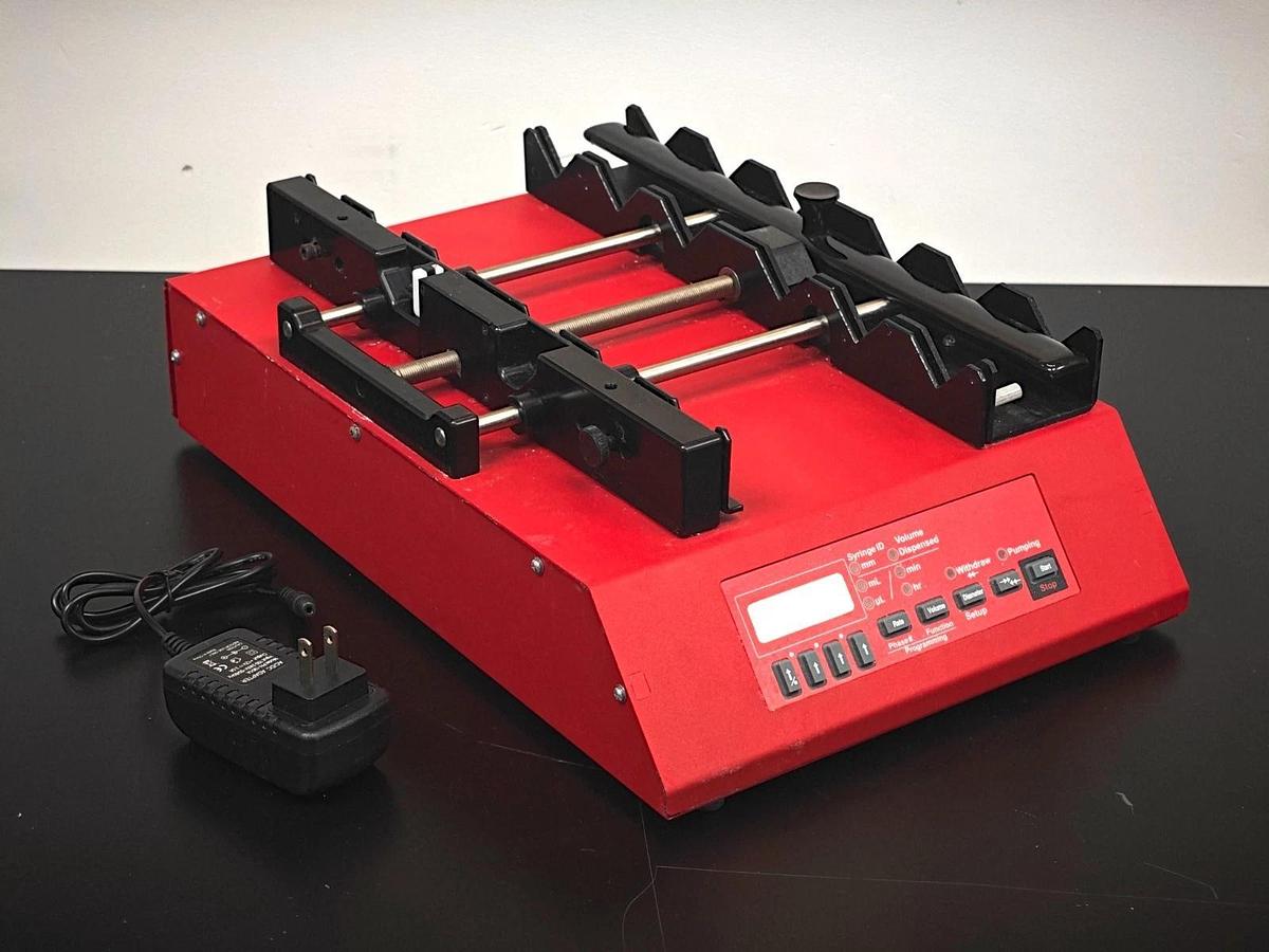 Used NewEra NE-1600 programmable Six-Channel Syringe Pump for infusion withdrawal