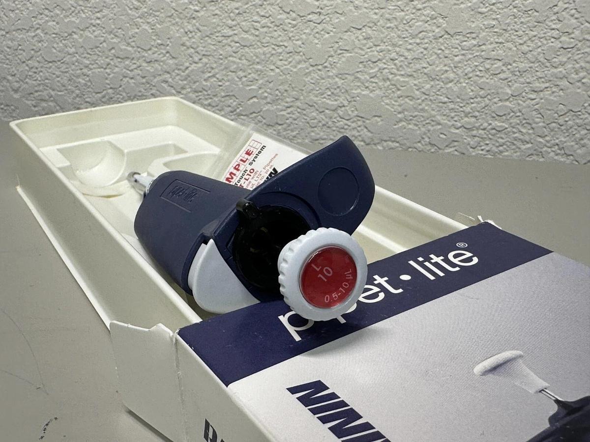 Used New Rainin Pipet Lite LTS L-10 manual 0.5-10ul pipette