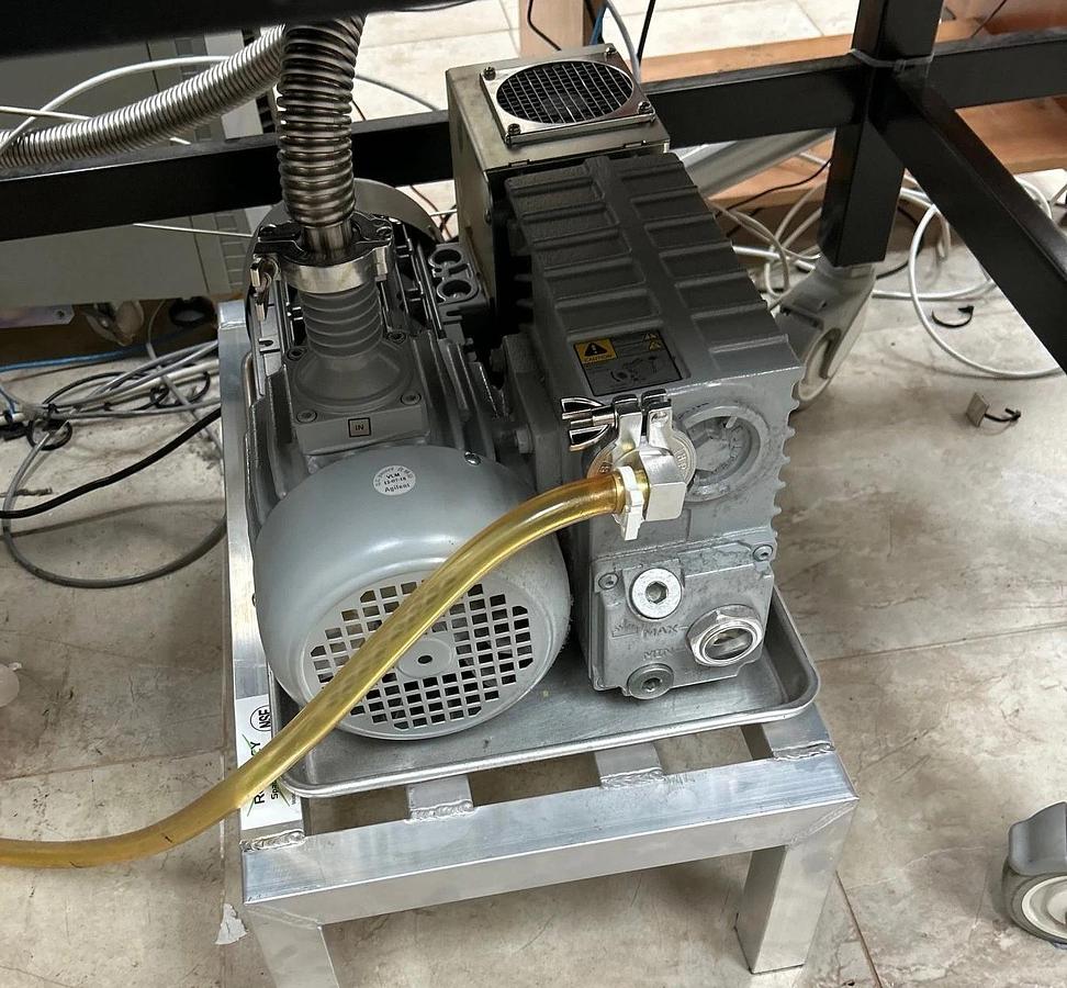 Used Agilent 6420 Triple Quad QQQ LCMS Spectrometer system with pump