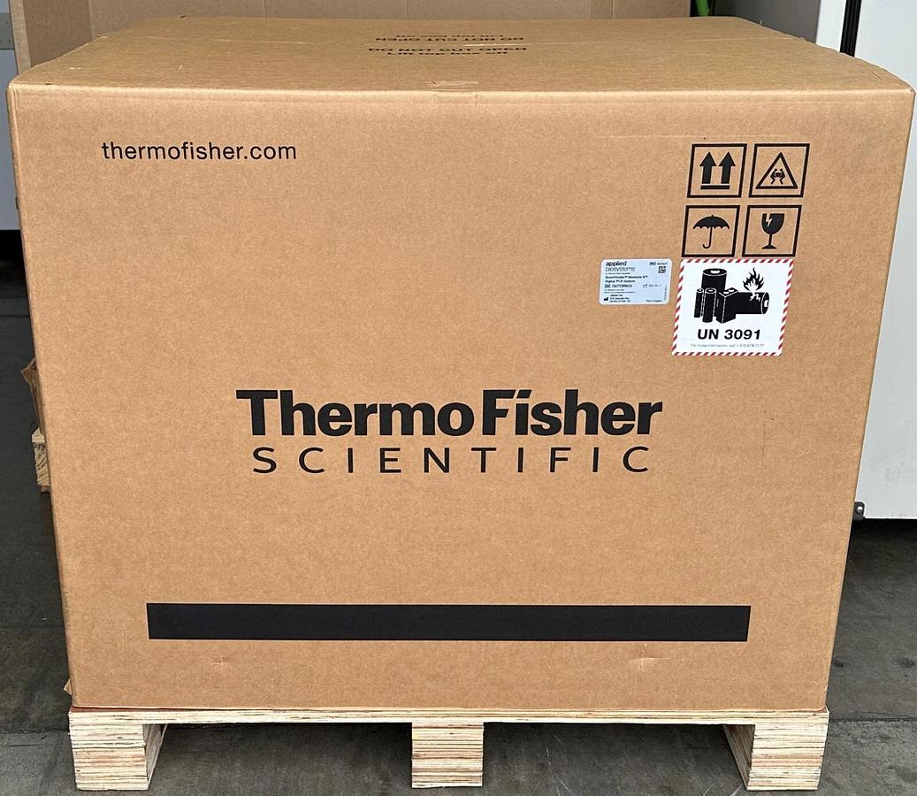 Used Thermo Applied Biosystems QS QuantStudio Absolute Q dPCR Digital PCR System NEW