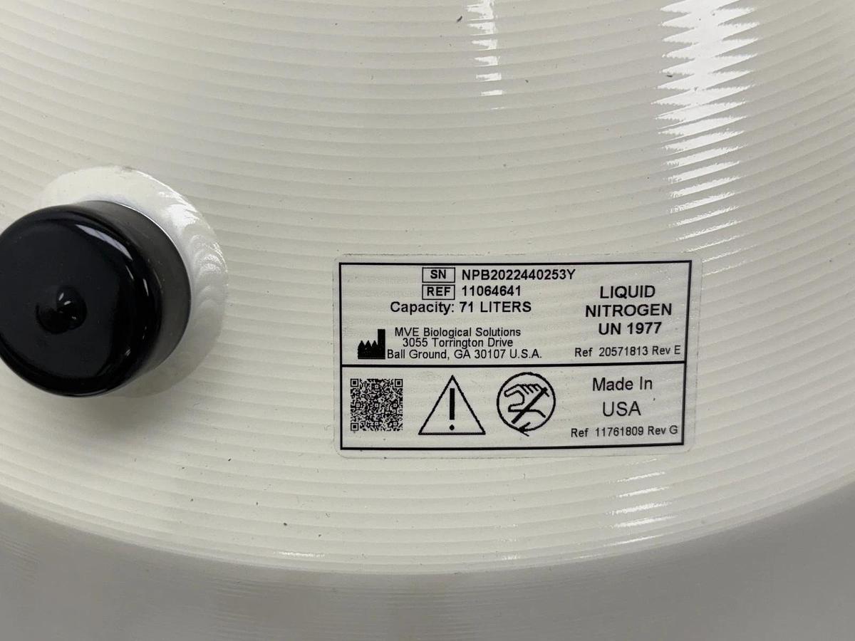 Used CBS Cryosytems Classic 2002 | Cryopreservation Cryogenic Storage Tank System