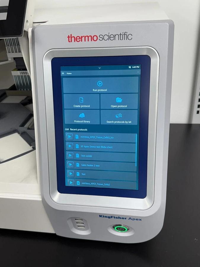 Used Thermo Scientific KingFisher Apex sample extraction purification system 96DW 96C