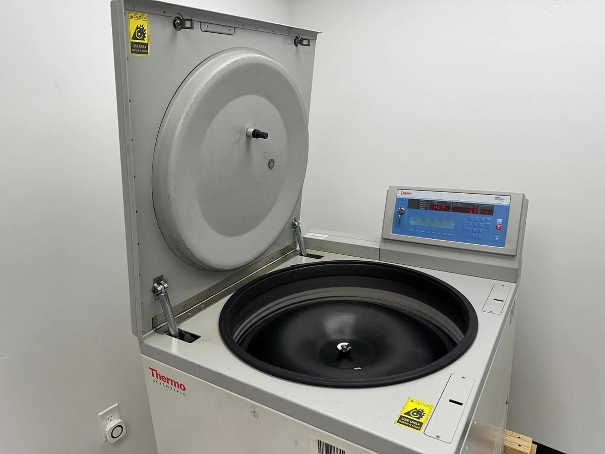 Used Thermo Sorvall RC 12BP+ Bioprocessing Centrifuge with H-12000 rotor/buckets 2016