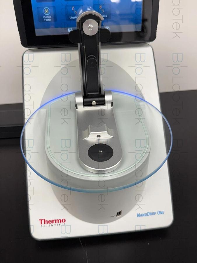 Used Thermo Scientific NanoDrop One UV/VIS Spectrophotometer