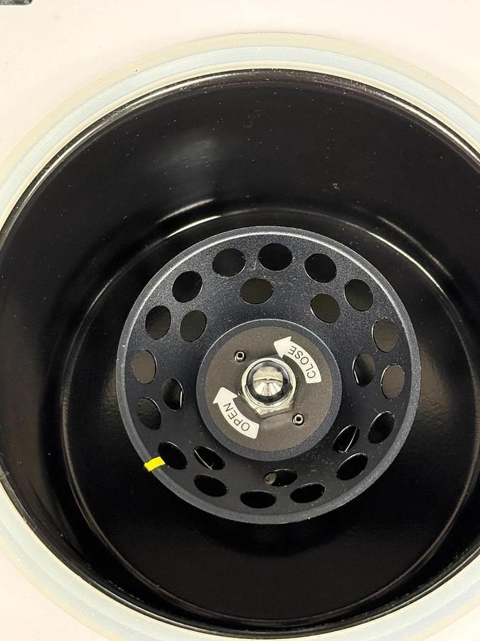 Used Labconco CentriVap micro IR Vacuum Concentrator | Centrifugal, IR-Heated