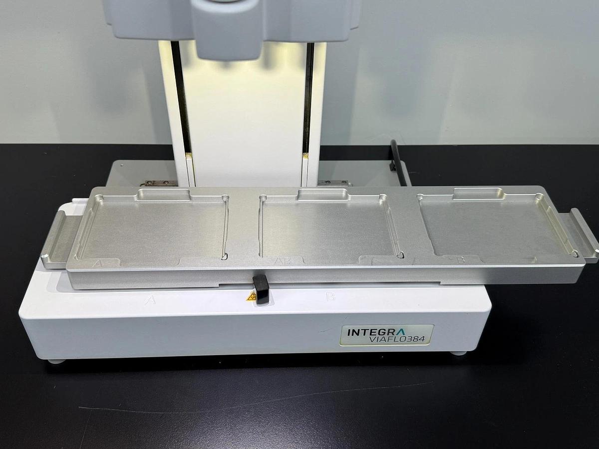 Used INTEGRA VIAFLO 96 Electronic Pipetting System 10-300µl 96-Channel Head Benchtop