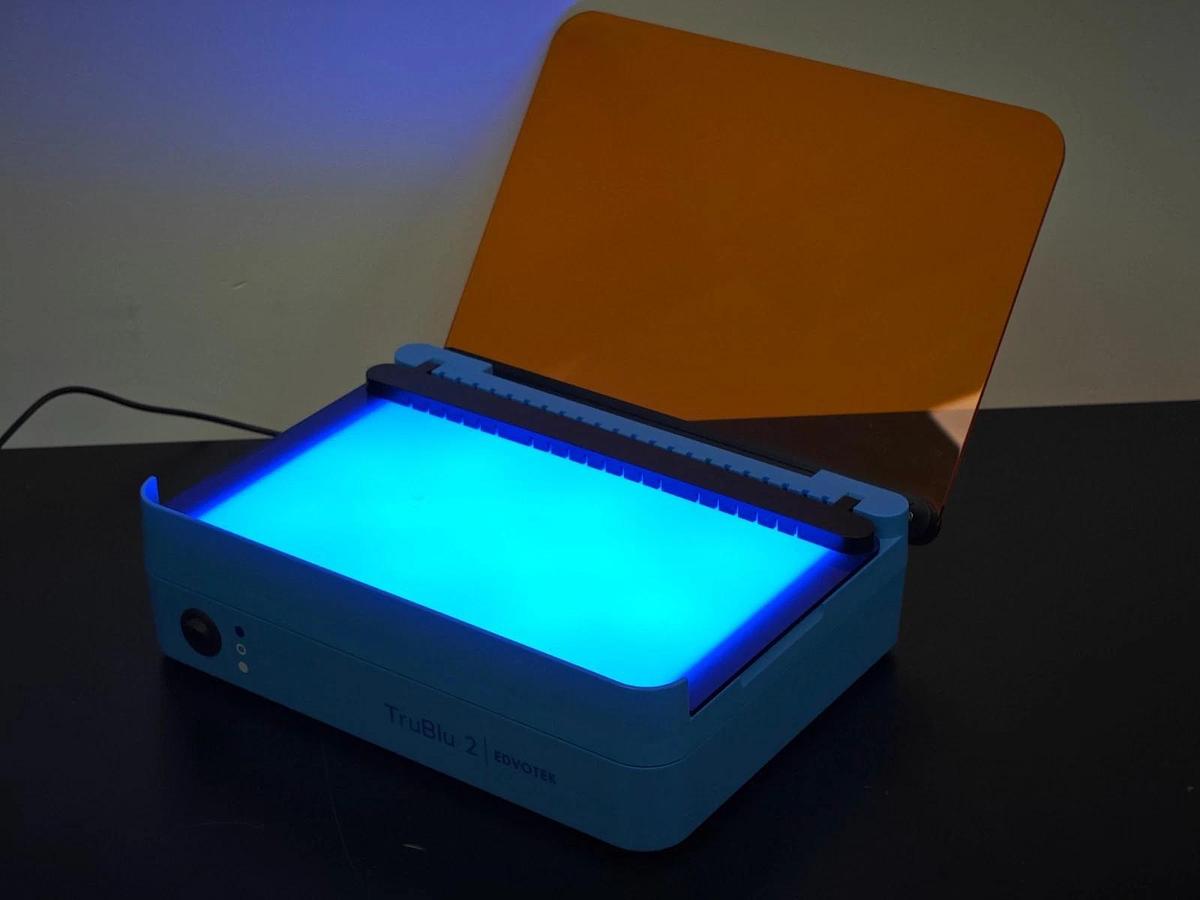 Edvotek TruBlu 2 Transilluminator | High Density LED Dual Blue/White Light Modes