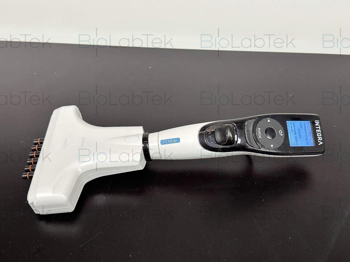 Used Integra Voyager II 50-1250ul 6-channel electronic pipette