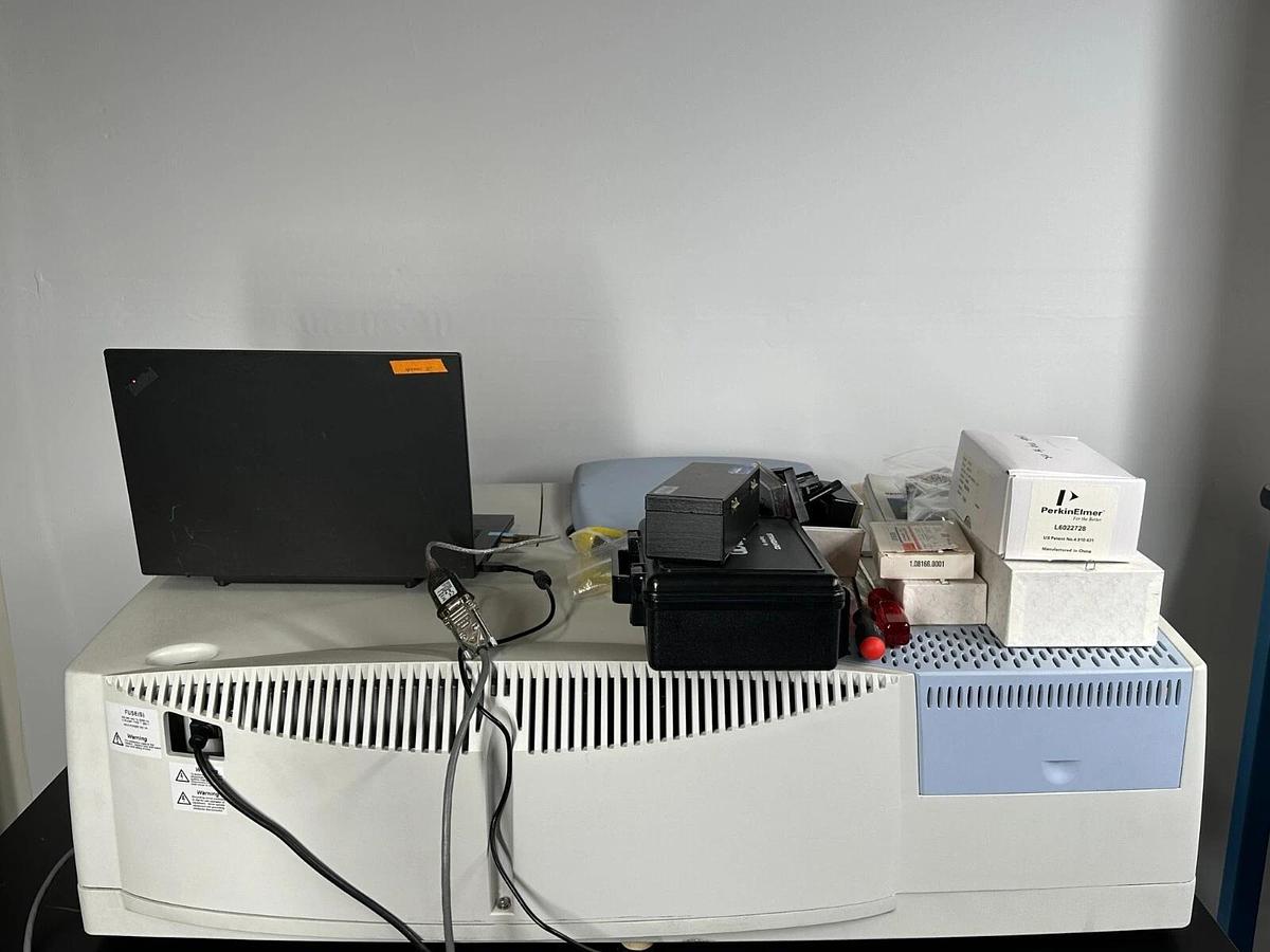 Used Perkin Elmer Lambda 650 UV/Vis Spectrophotometer system with STD/RSA modules