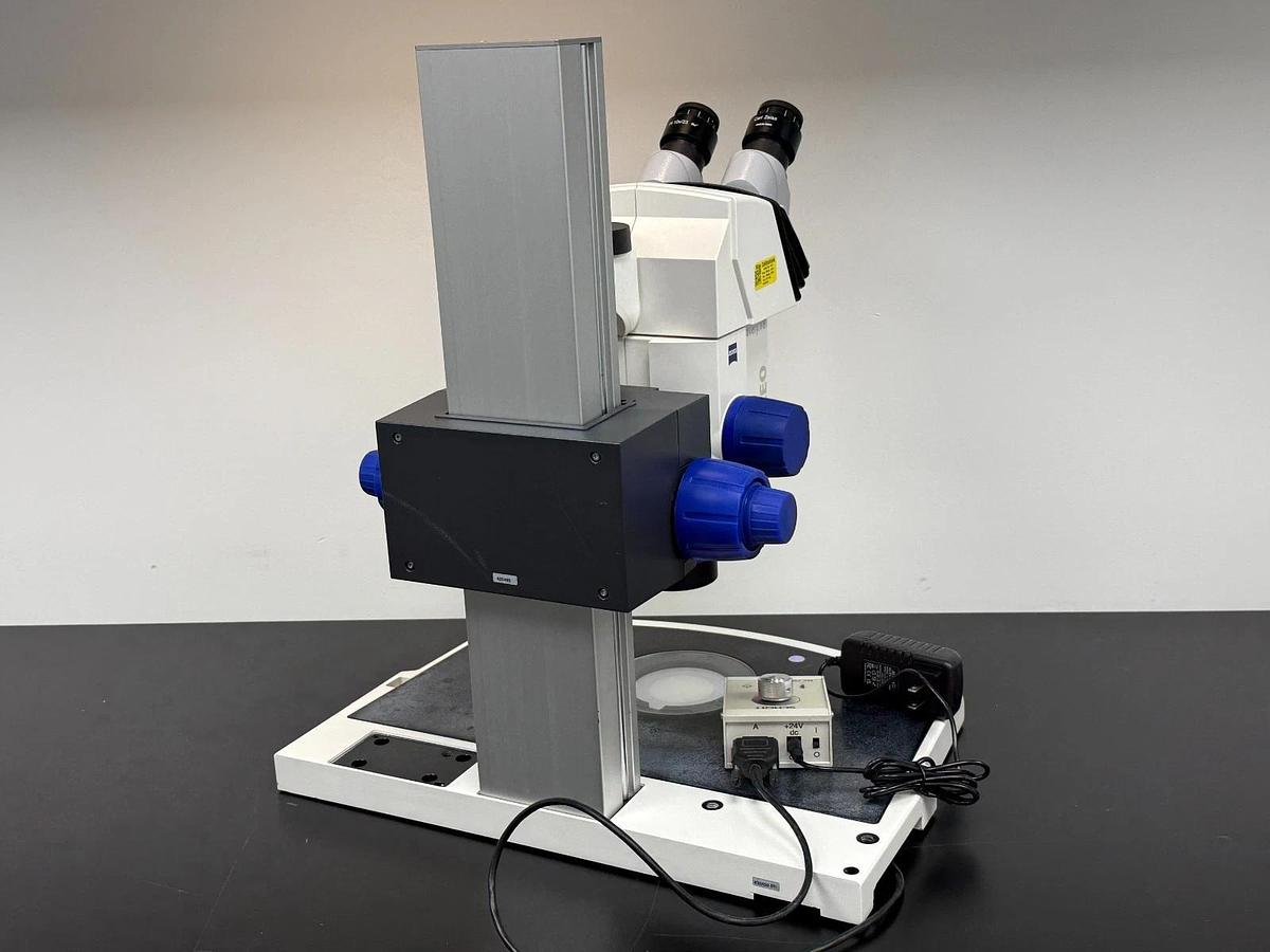 Used Zeiss SteREO Discovery.V8 Microscope Plan S 1.0x PL 10x/23 | 8x-63x Zoom Stand
