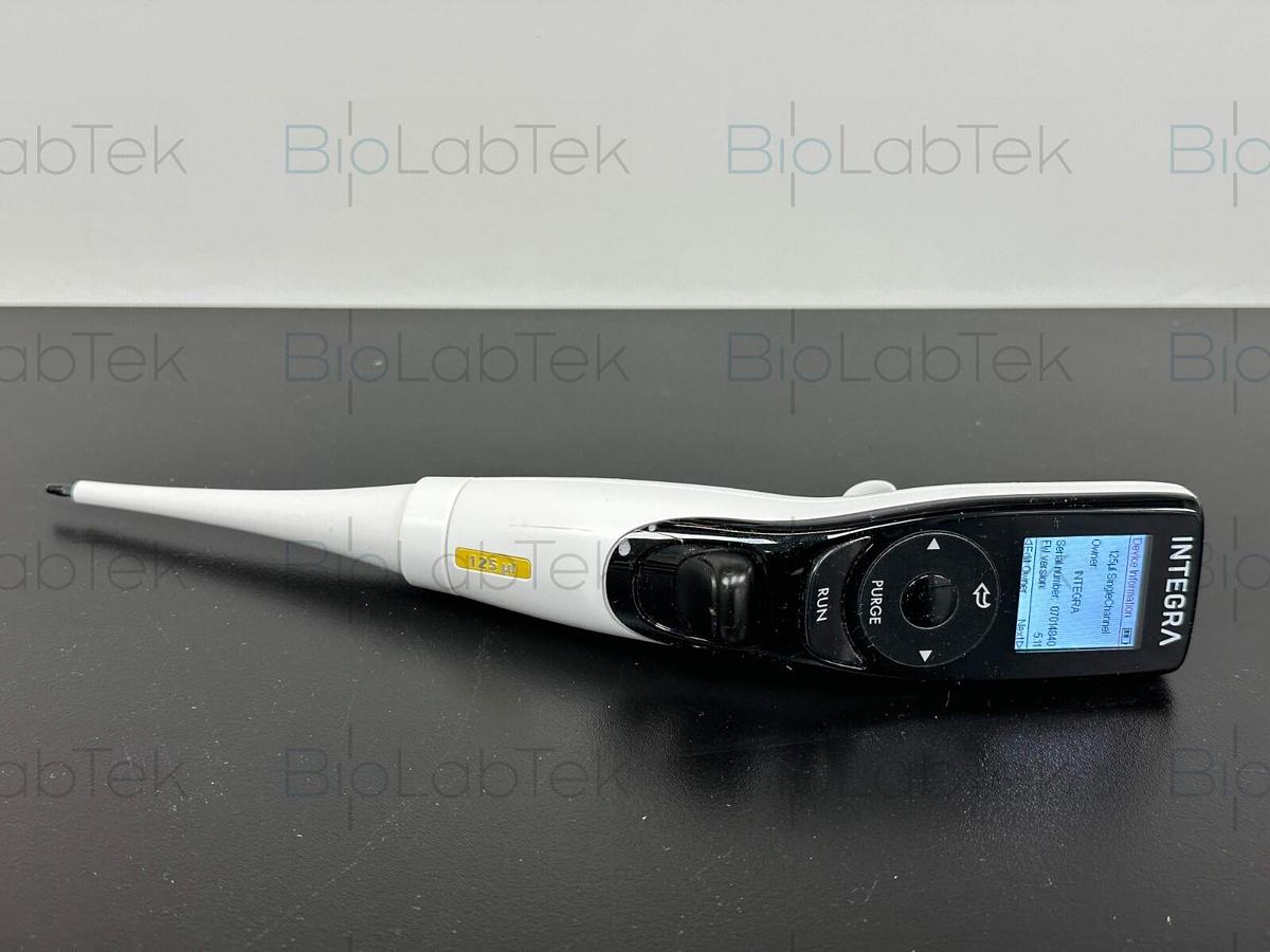 Used Integra Viaflo 5-125ul single channel electronic pipette
