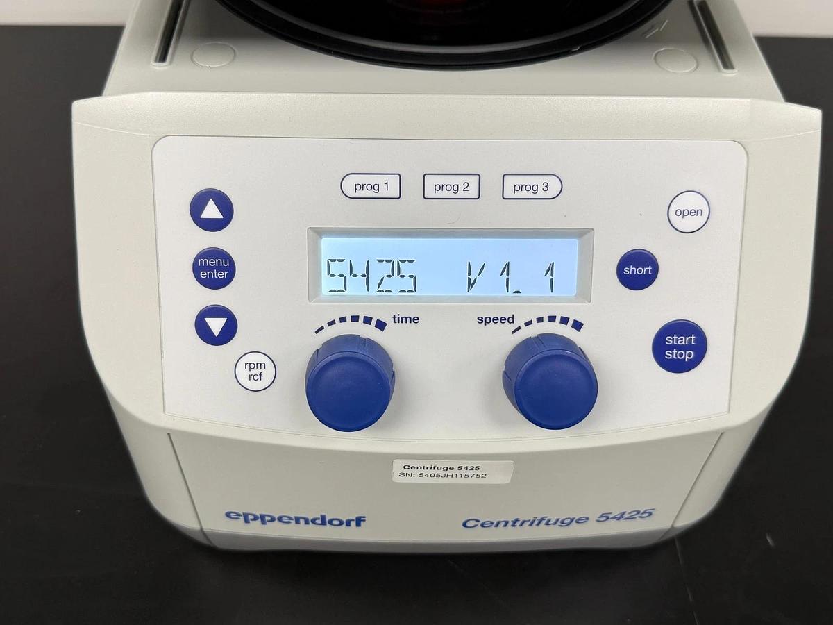Used Eppendorf Centrifuge 5425 Benchtop Centrifuge with 24-Place tube rotor
