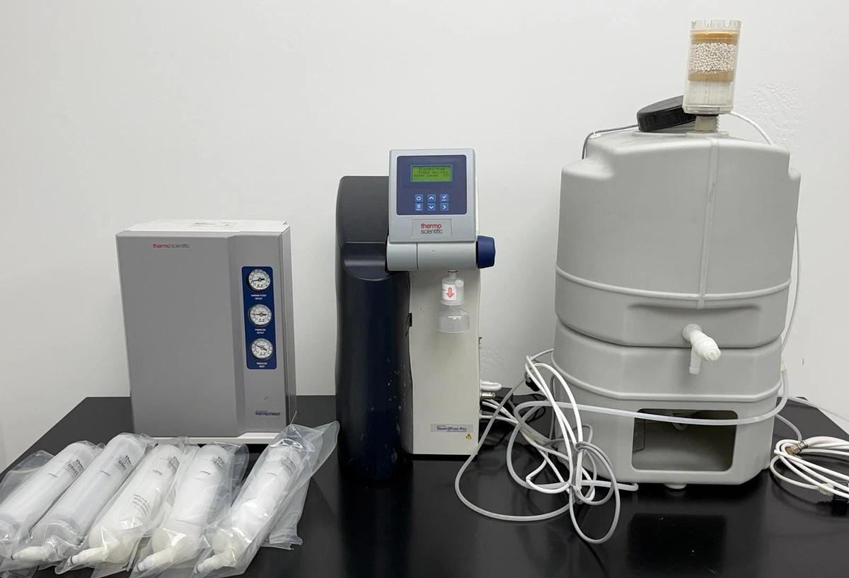Used Thermo Scientific Barnstead Smart2Pure Pro 16 UV/UF Water Purification System
