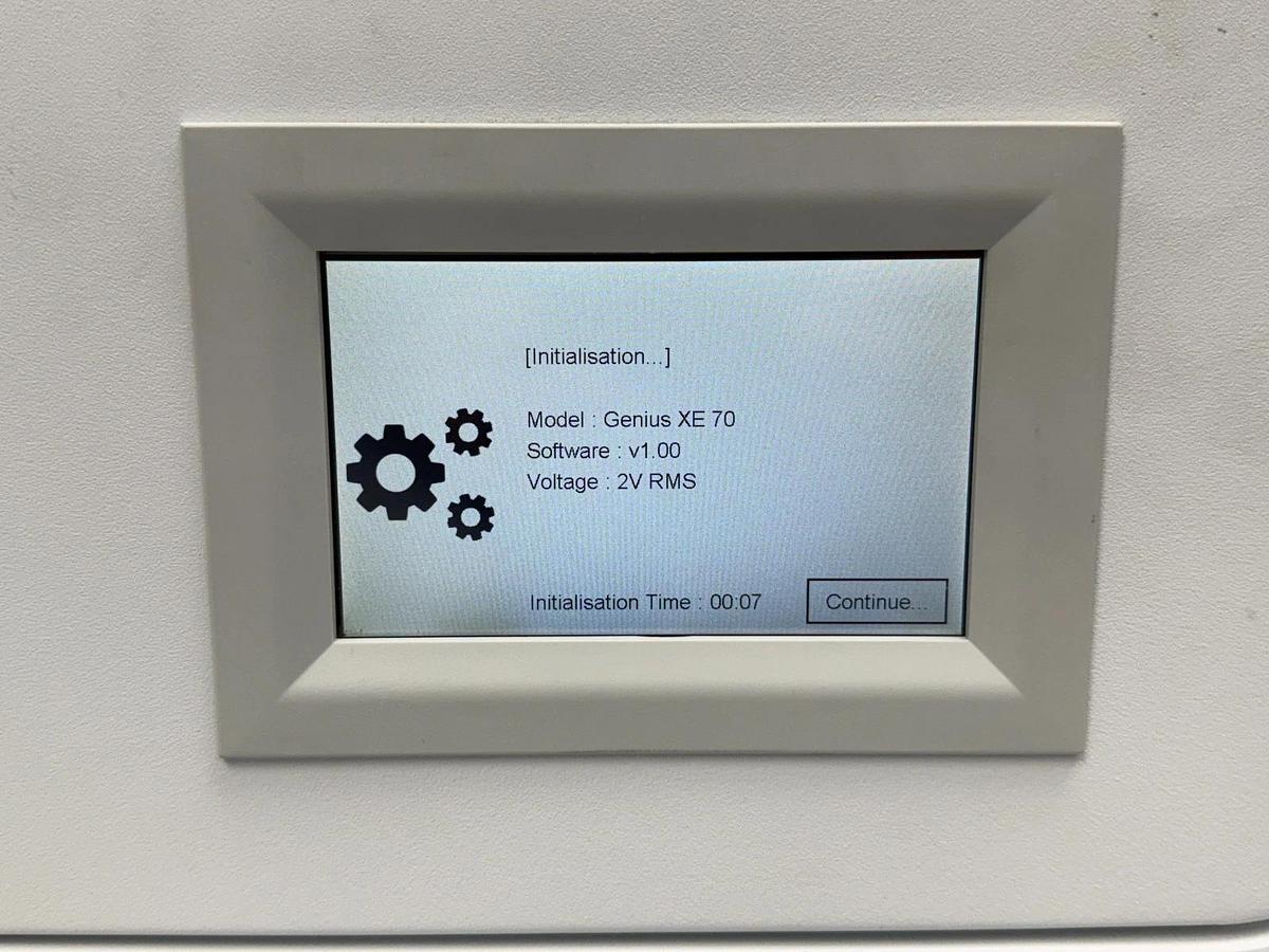 Used Peak Scientific Genius XE70 XE Mass Spectometer lab Nitrogen gas generator 70L