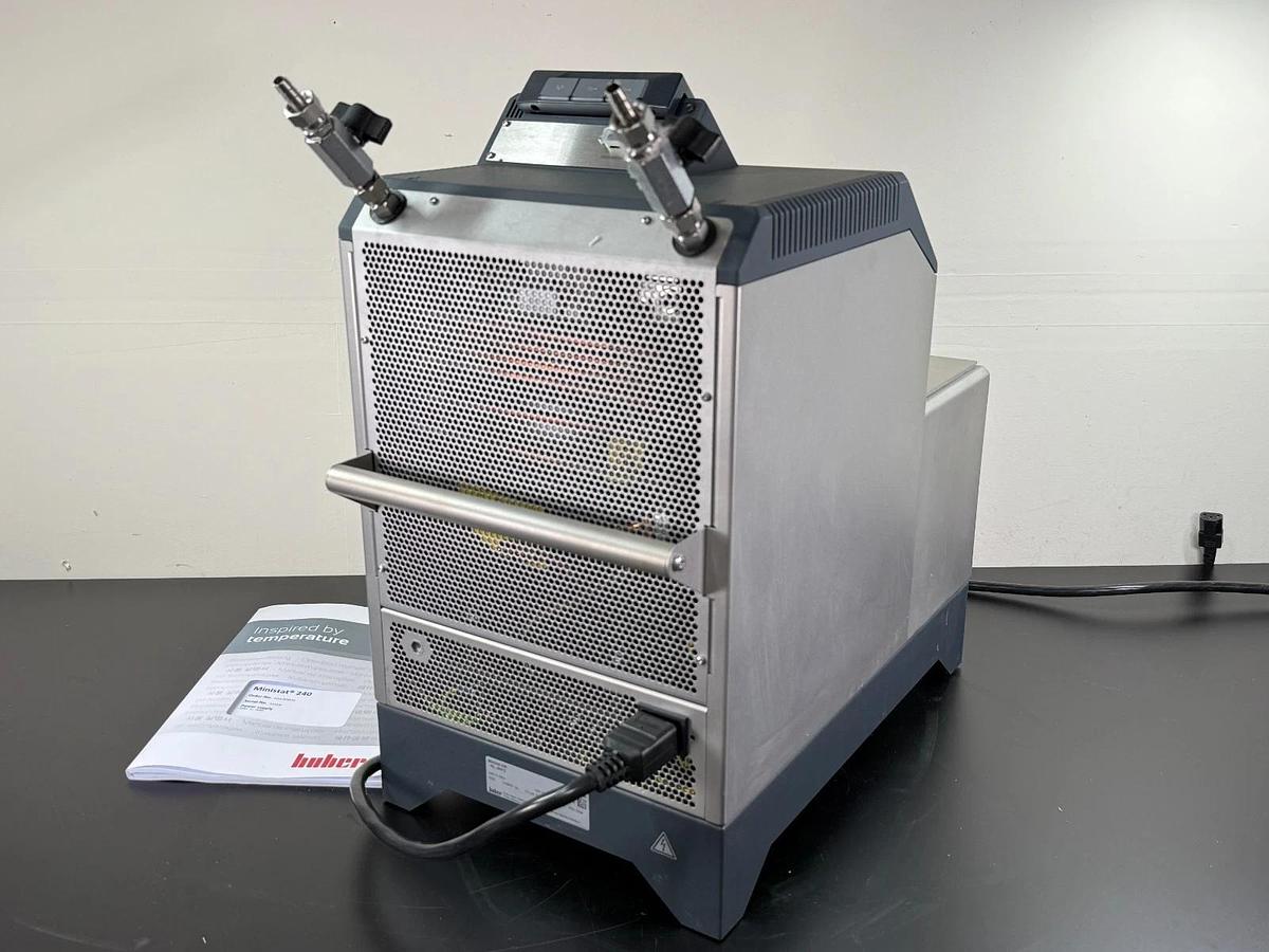 Used Huber Ministat 240 Refrigerated Heating Circulator Bath -45 to 200°C | Pilot ONE