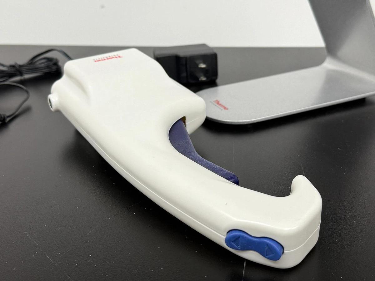 Used Thermo handheld 8-channel capper decapper 4105MAT for Matrix Tubes