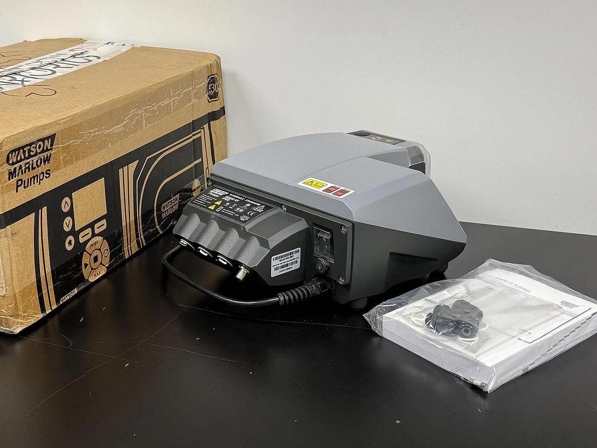 Used Watson-Marlow 530UN/R2 Cased Peristaltic Pump | 520R2 Head IP66 NEMA IP66