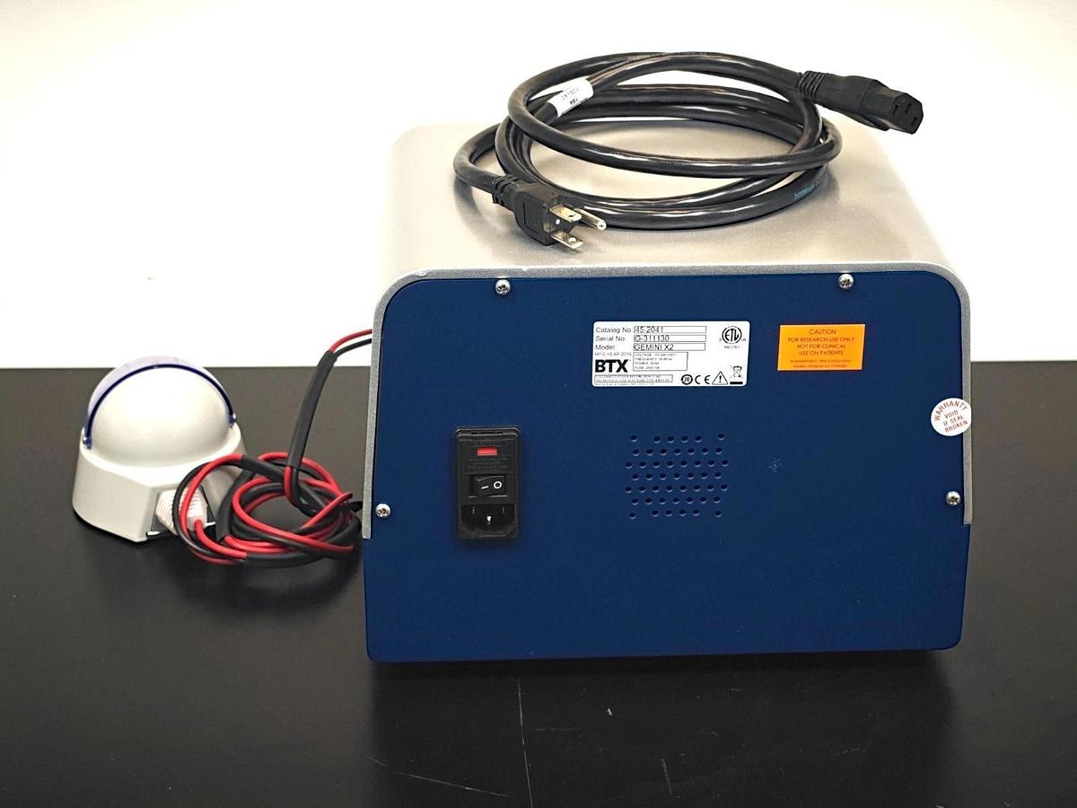 Used BTX Gemini X2 Twin Wave Electroporator with Safety Dome