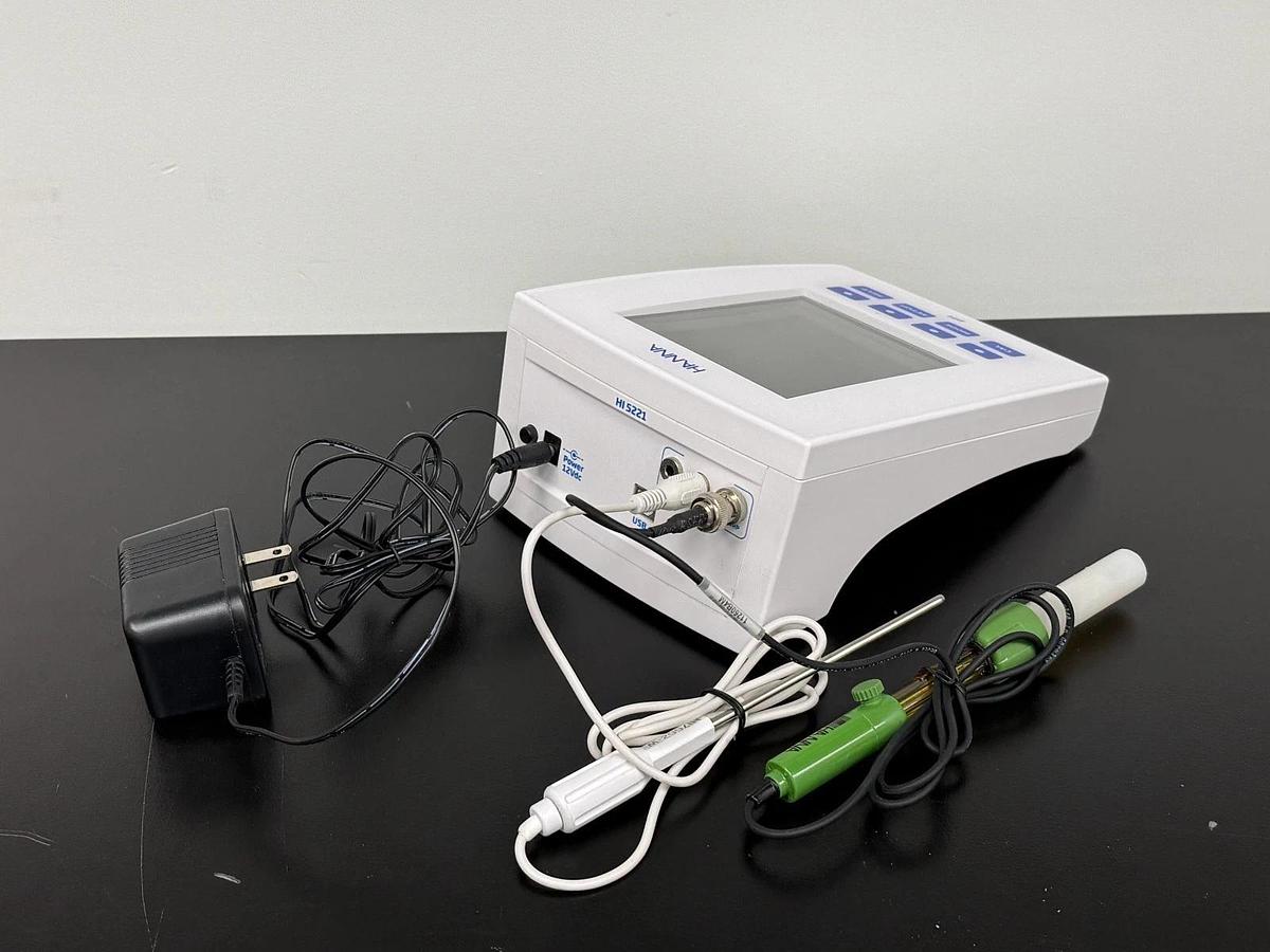 Used Hanna HI5221 Benchtop pH Meter Laboratory ORP Temperature Tester HI 5221
