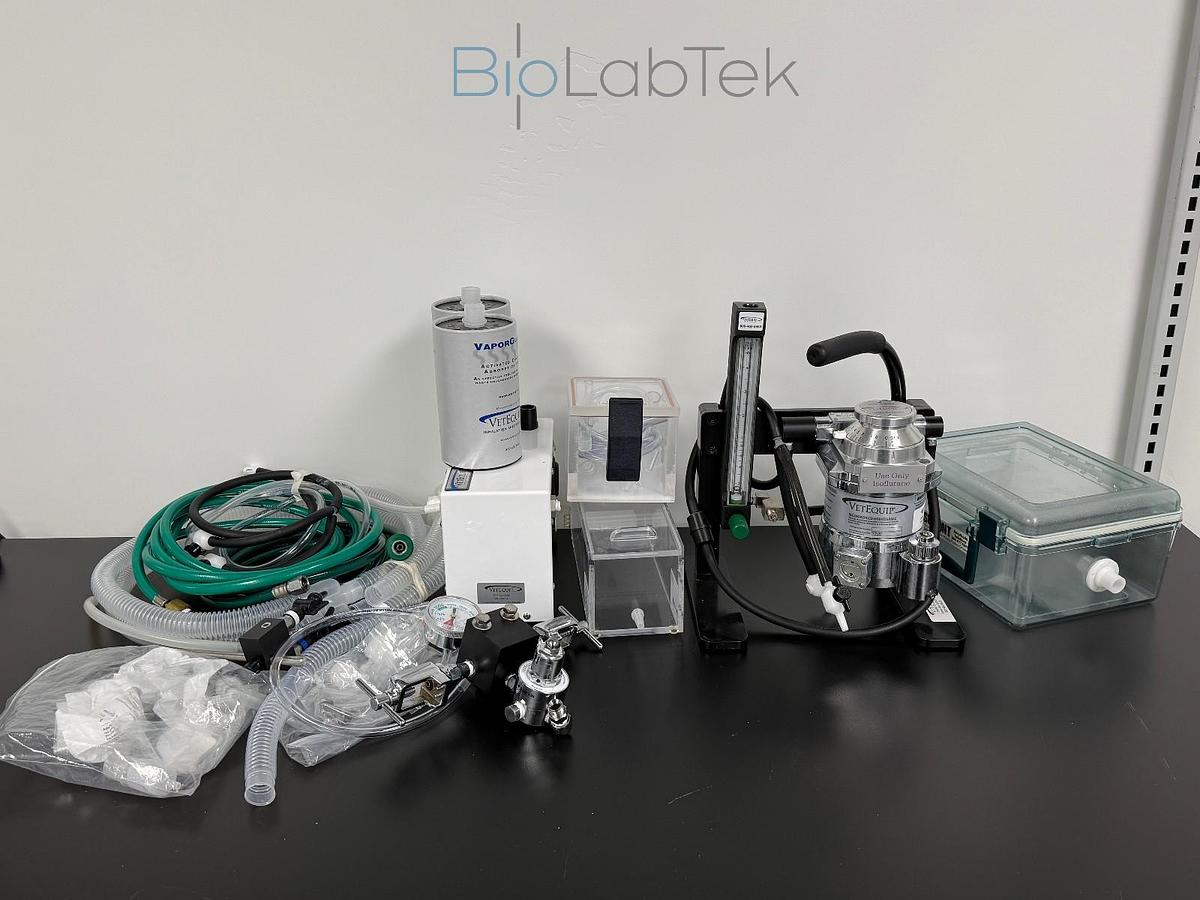 Used VetEquip V-1 rodent animal isoflurane tabletop Anesthesia Machine