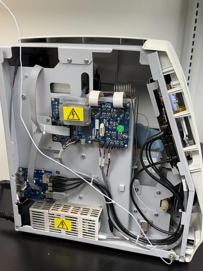 Used Veolia Suez GE Sievers M9 Lab TOC Analyzer with autosampler