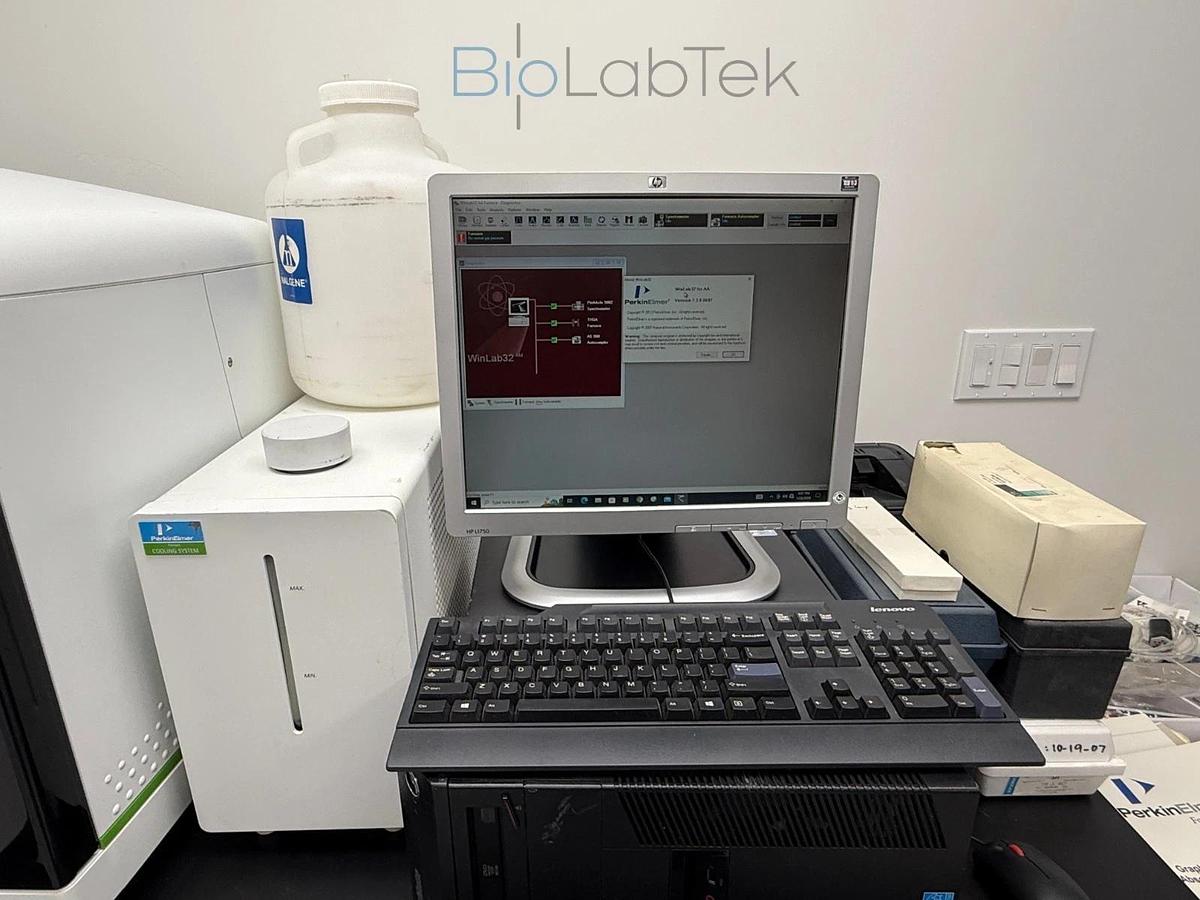 Used Perkin Elmer PinAAcle 900Z Atomic Absorption Spectrometer