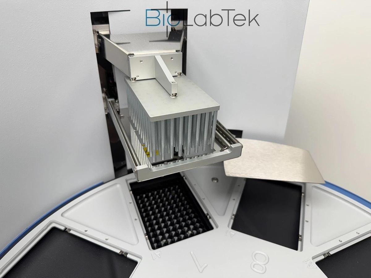 Used Thermo KingFisher Flex Purification System with 96 deep-well head