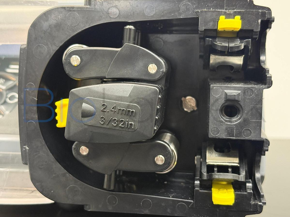 Used Watson-Marlow 530UN/R2 Cased Peristaltic Pump | 520R2 Head 45 Hours