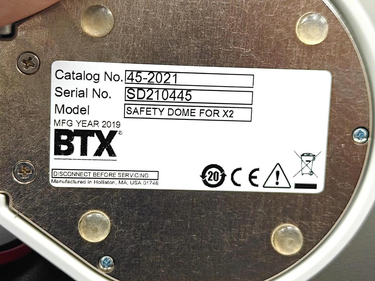 Used BTX Gemini X2 Twin Wave Electroporator with Safety Dome