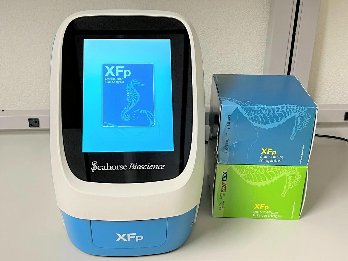 Used Agilent Seahorse XFp Extracellular Cell Flux Analyzer w/Warranty