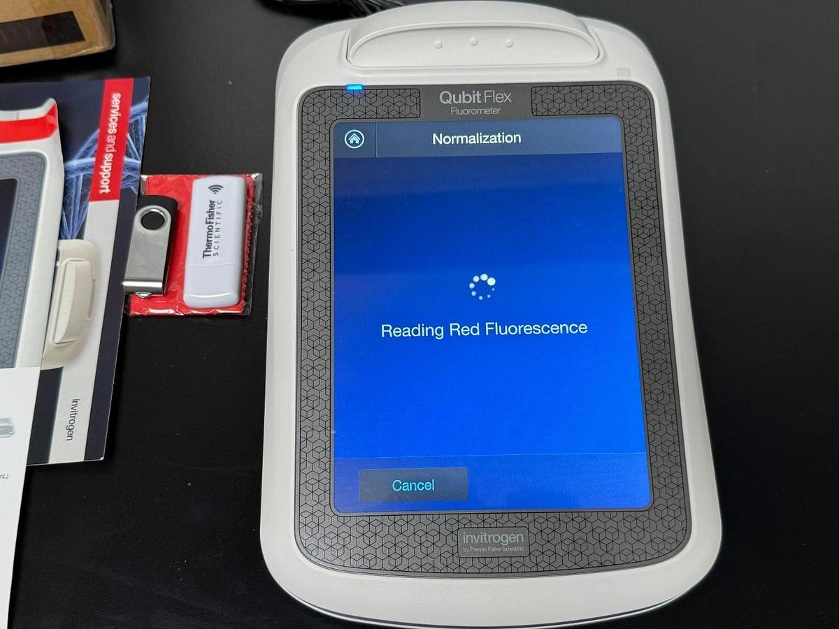 Used Thermo Invitrogen Qubit Flex Fluorometer Sample DNA RNA Protein quant Wi-Fi '25