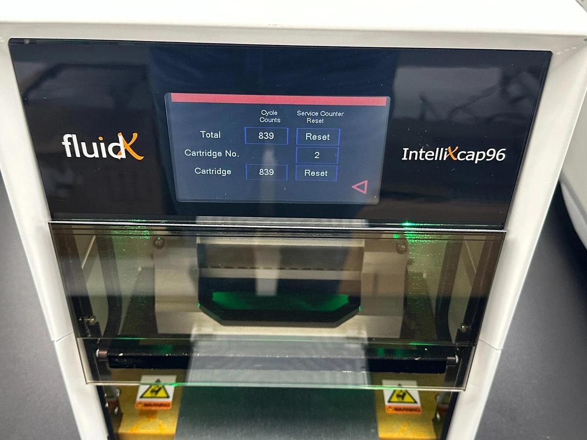 Used Azenta Brooks FluidX IntelliXcap 96-format Automated Screw Cap Decapper Capper