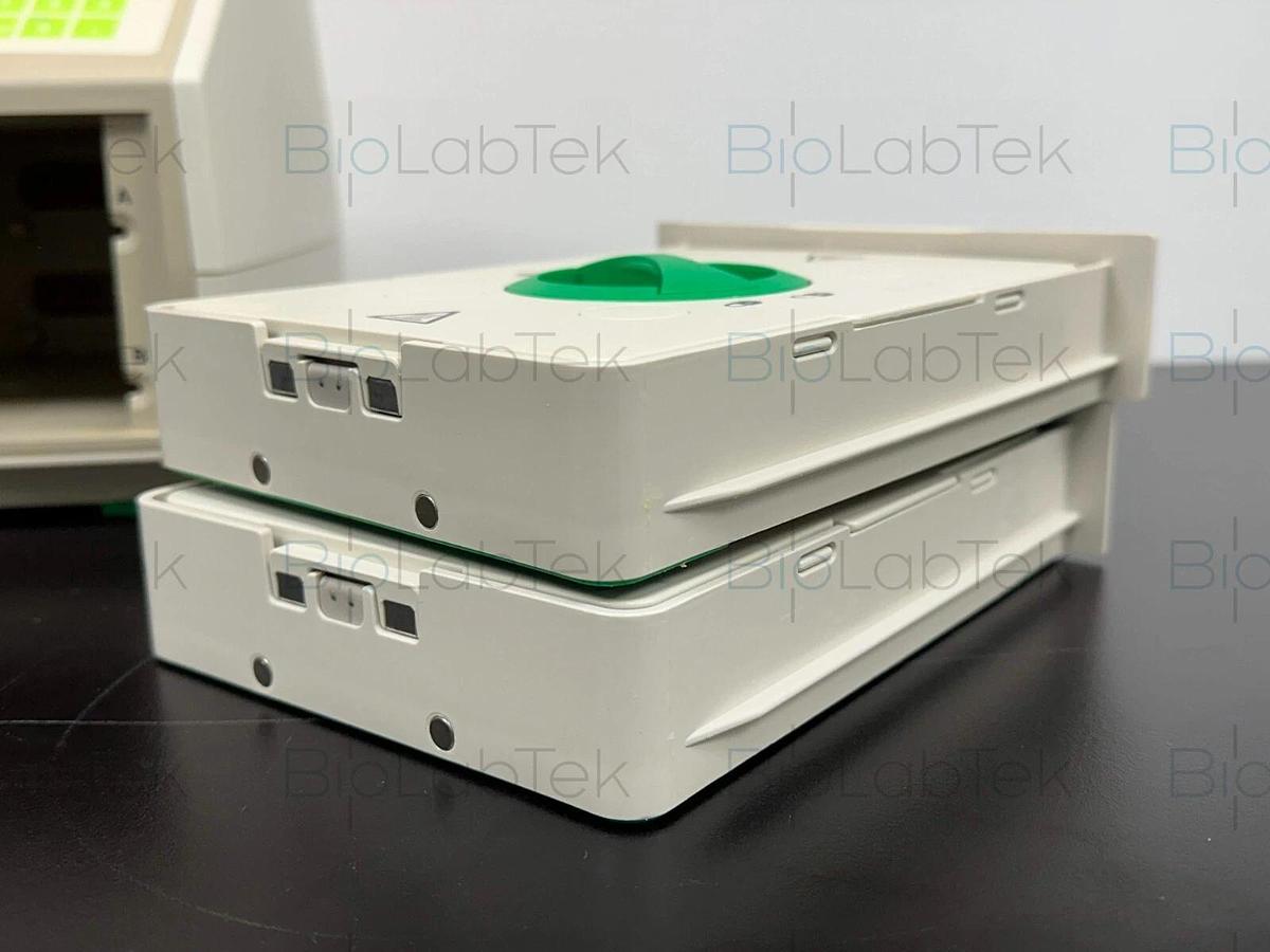 Used 2023 Bio-Rad Trans-Blot Turbo Transfer System 690BR with cassettes & warranty