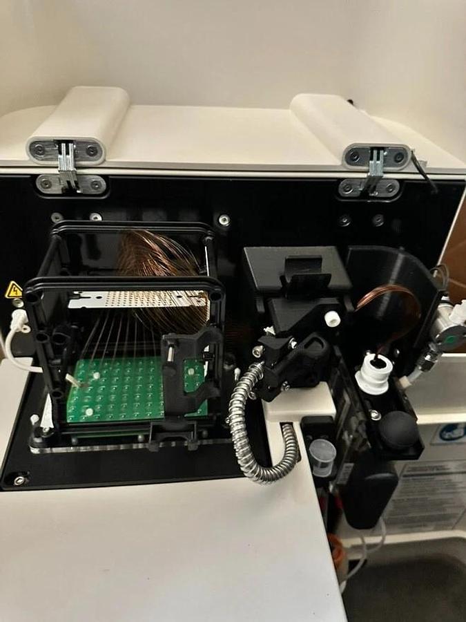 Used AATI Advanced Analytical Agilent Fragment Analyzer Automated CE System