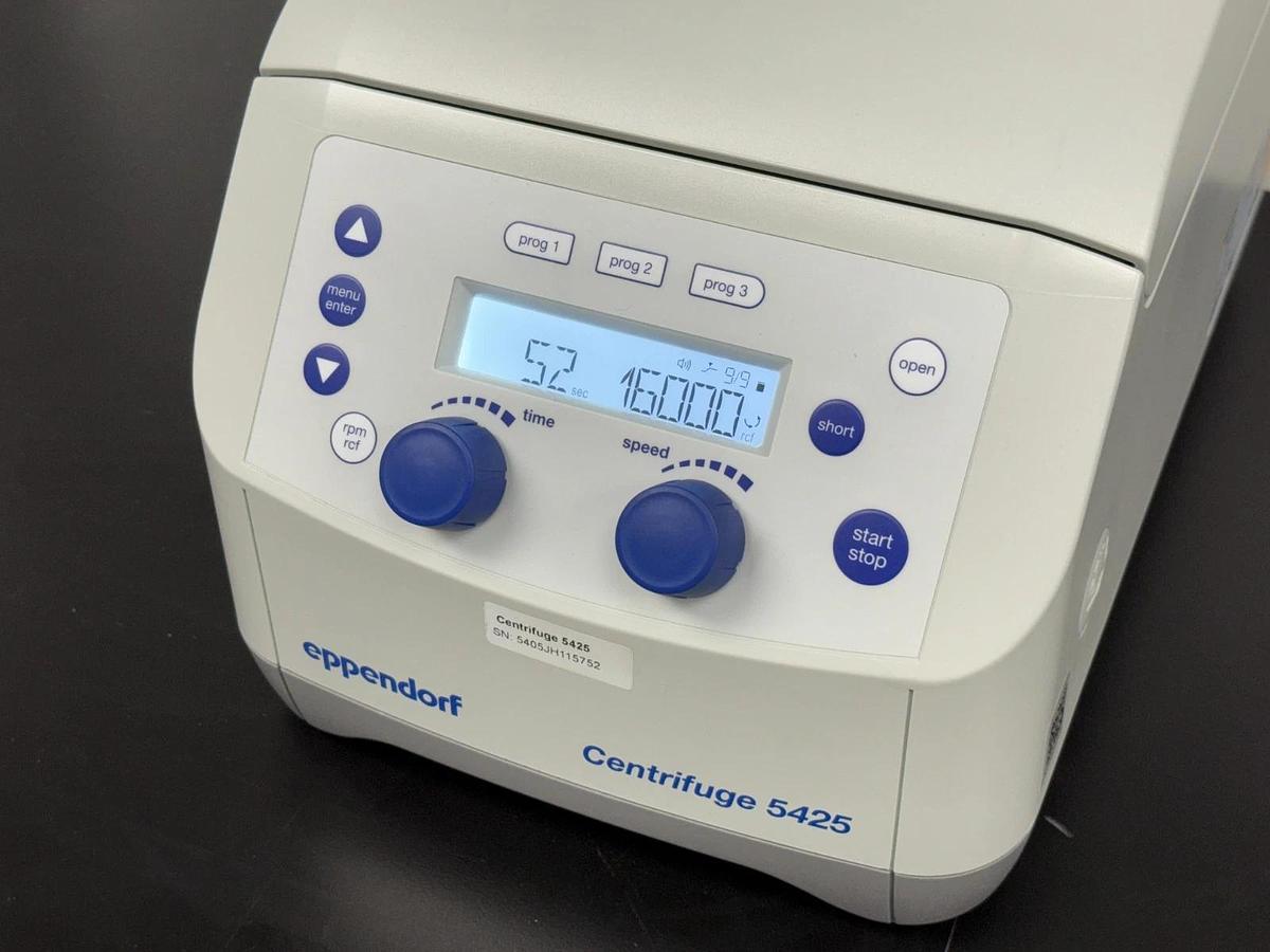 Used Eppendorf Centrifuge 5425 Benchtop Centrifuge with 24-Place tube rotor