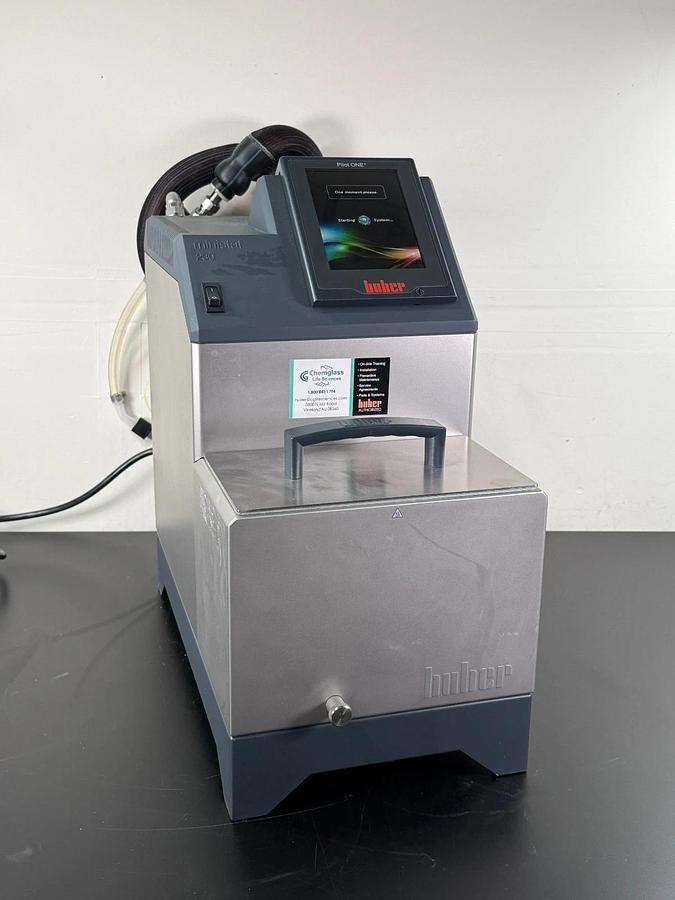 Used Huber Ministat 230 Refrigerated Heating Circulator | Pilot ONE, -40 to 200°C