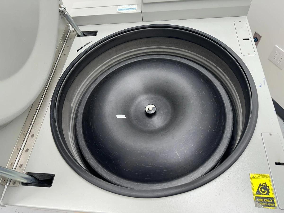 Used Thermo Sorvall RC 12BP+ Bioprocessing Centrifuge with H-12000 rotor/buckets 2012