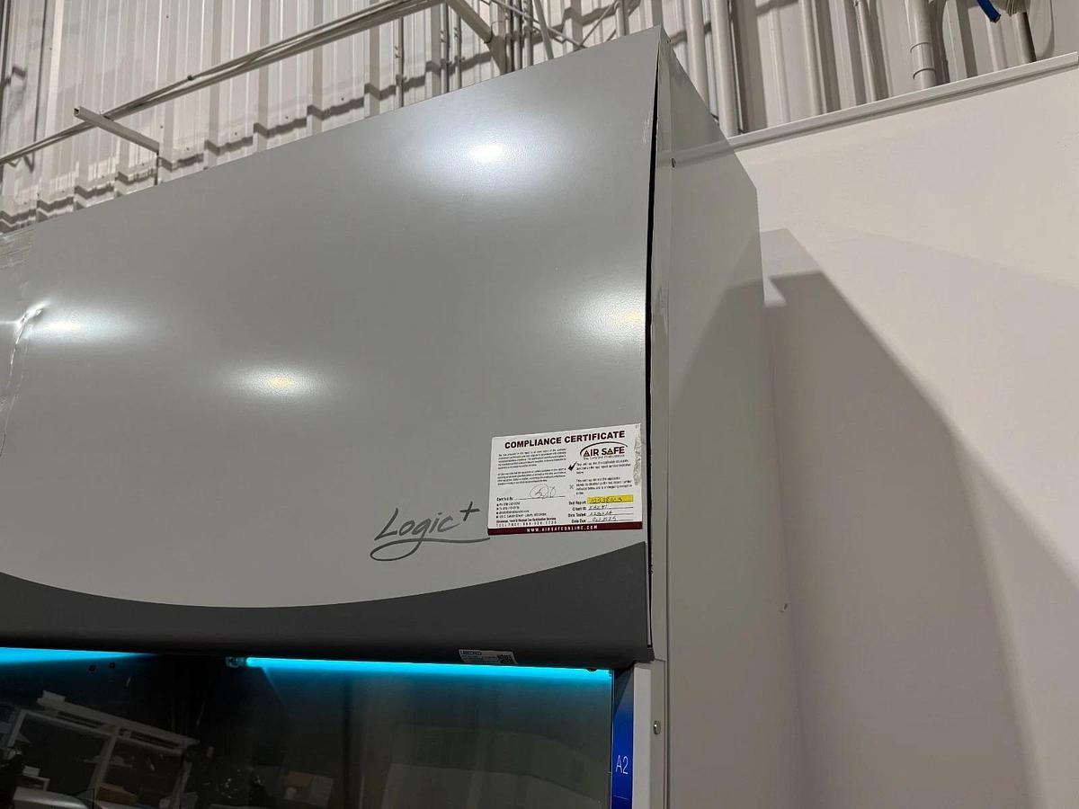 Used Labconco 4′ Purifier Logic+ Class II A2 Biosafety Cabinet Hood w/Stand 2023