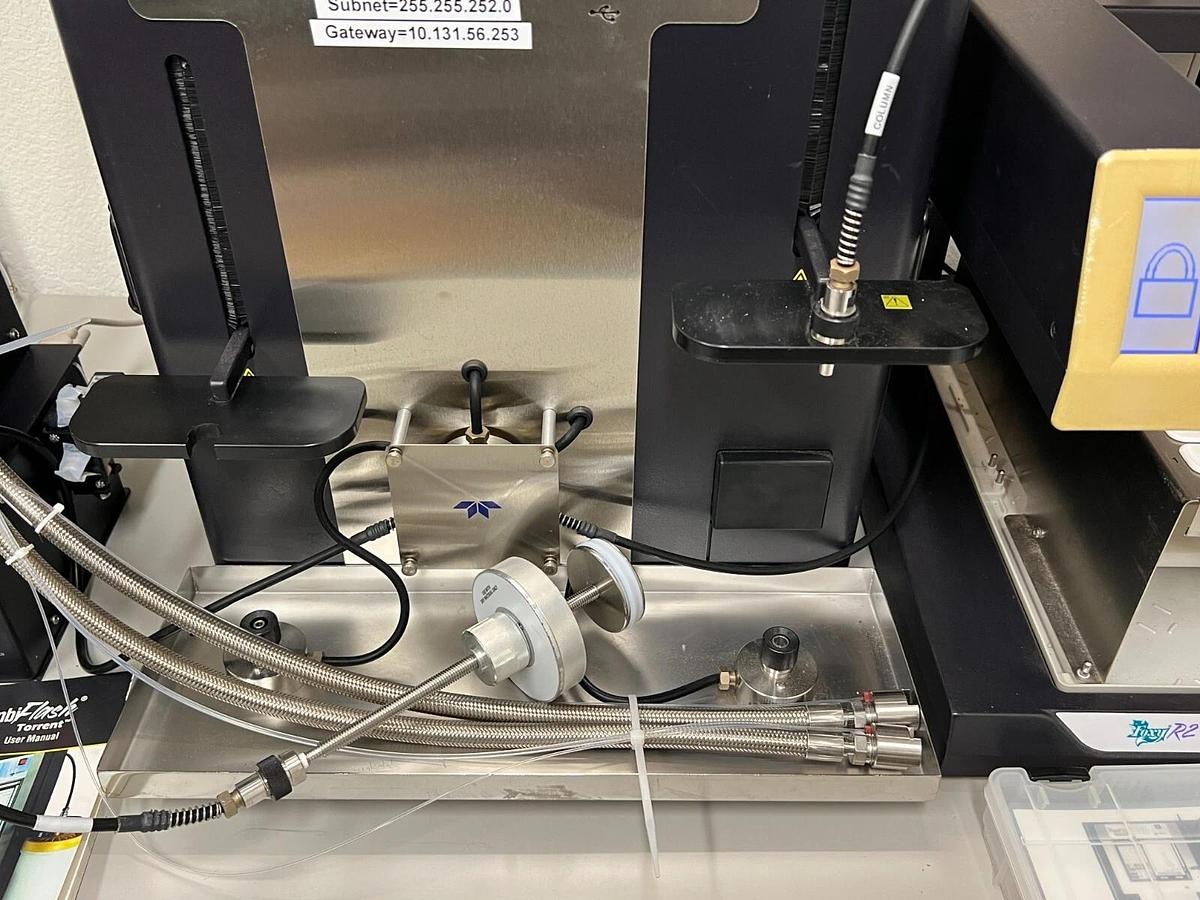 Used Teledyne CombiFlash Torrent Purification System +sample collector load frac pump