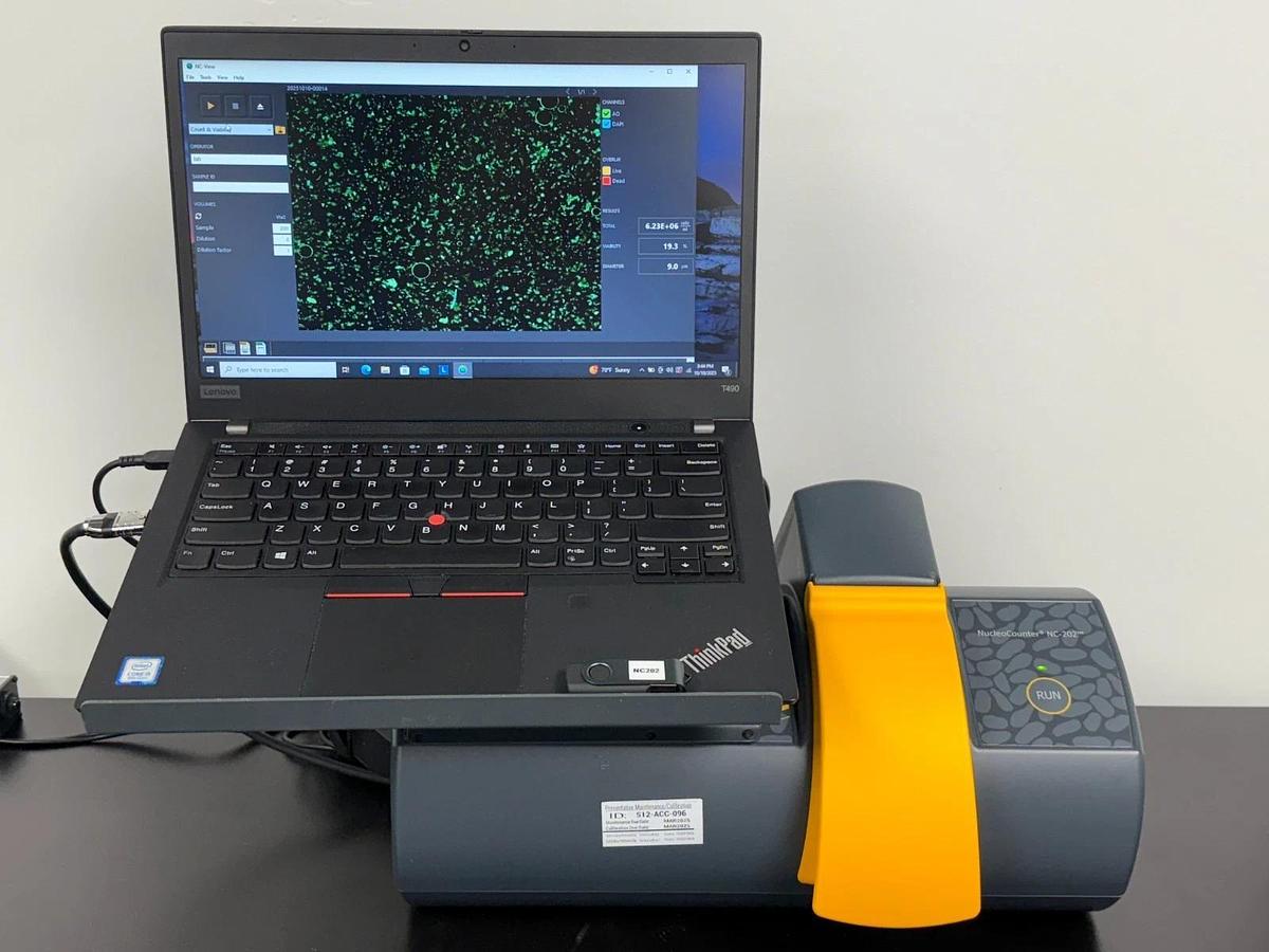 Used ChemoMetec NucleoCounter NC-202 cell counter bundle w/Warranty 2nd gen NC-200
