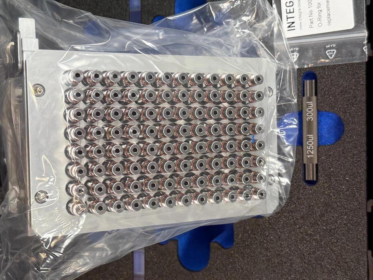 Used INTEGRA VIAFLO 96/384 Liquid Handler 96-channel Pipetting Head 96 x 50-1250µl