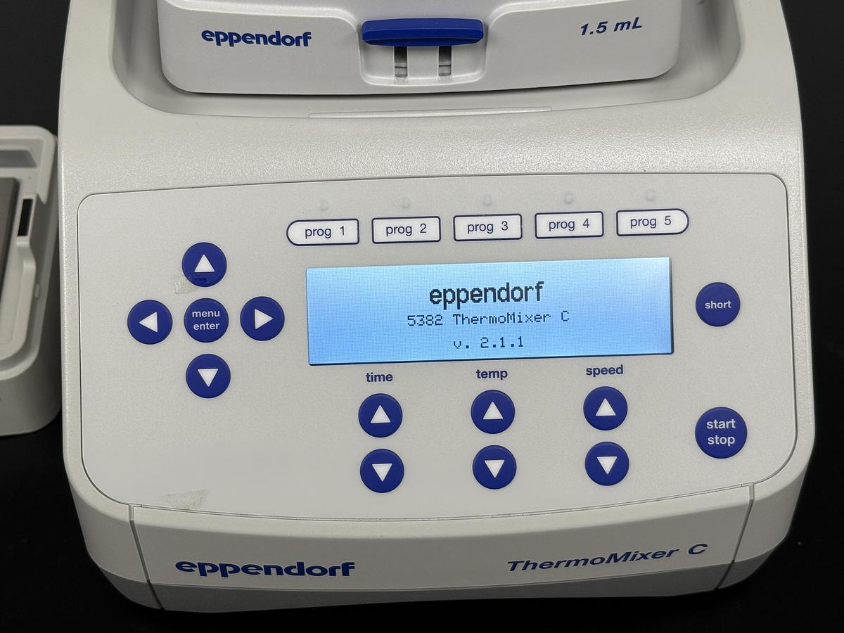 Used Eppendorf 5382 ThermoMixer C | 1.5 mL and Microplate SmartBlocks