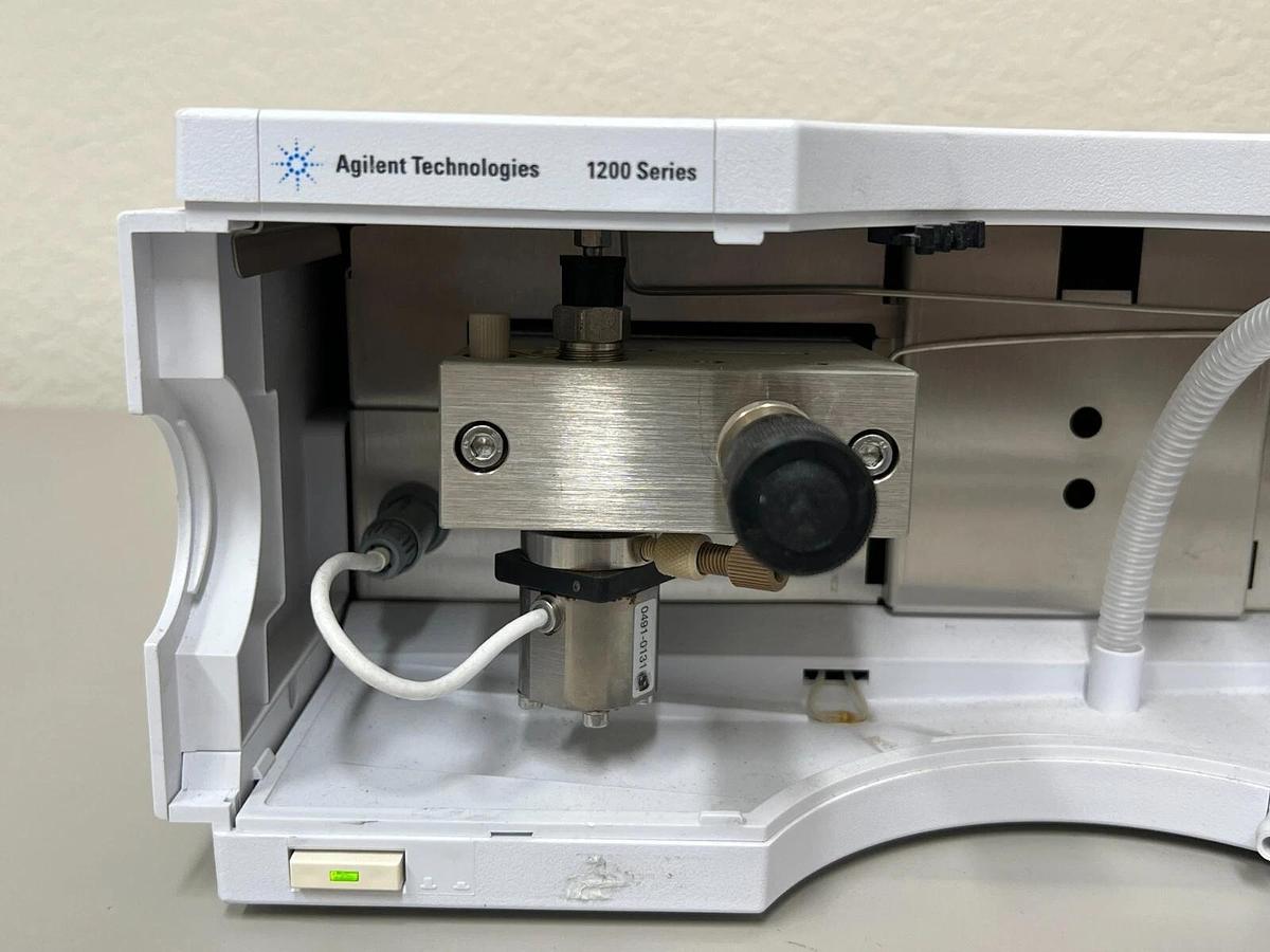 Used Agilent G1310A 1200 Series HPLC Liquid Chromatography Isocratic Pump Iso Pump