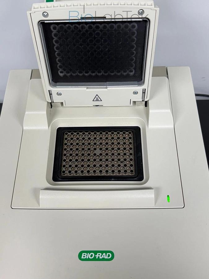 Used Bio-Rad C1000 Touch PCR Gradient Thermal Cycler with 96 well Fast module block