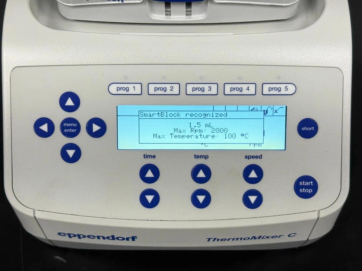 Used Eppendorf ThermoMixer C Digital Thermal Mixer | 1.5 mL SmartBlock Included
