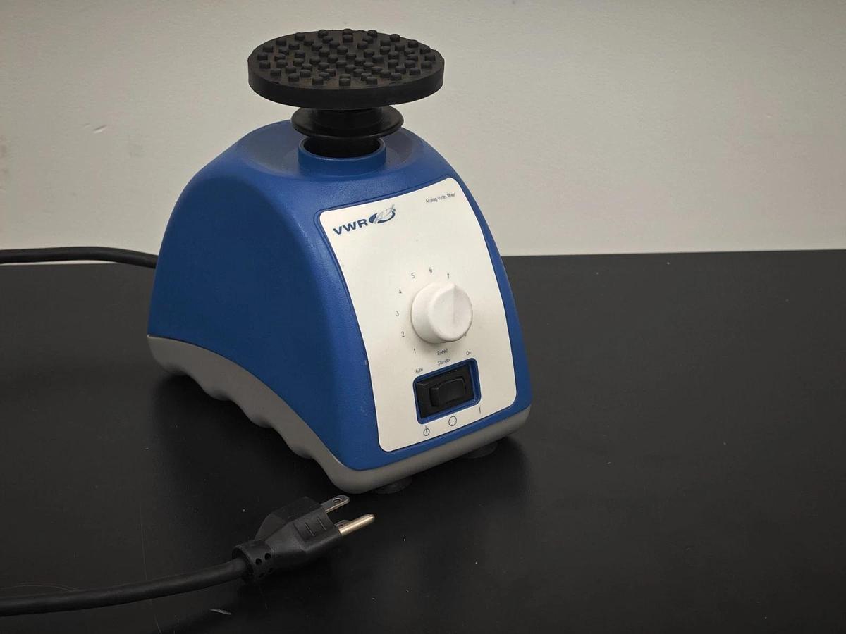 Used VWR Analog Variable speed Vortex Mixer Touch Activated | 300-3200rpm | +pad/cup