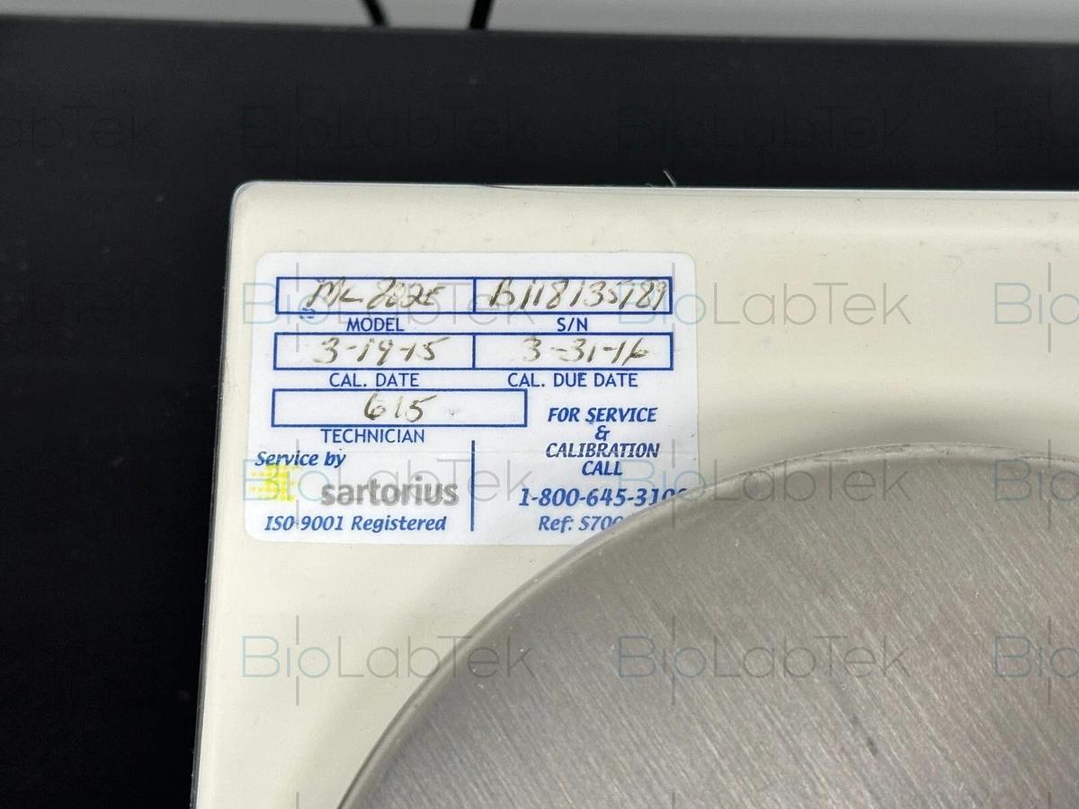 Used Mettler Toledo NewClassic ML802E precision balance 820g