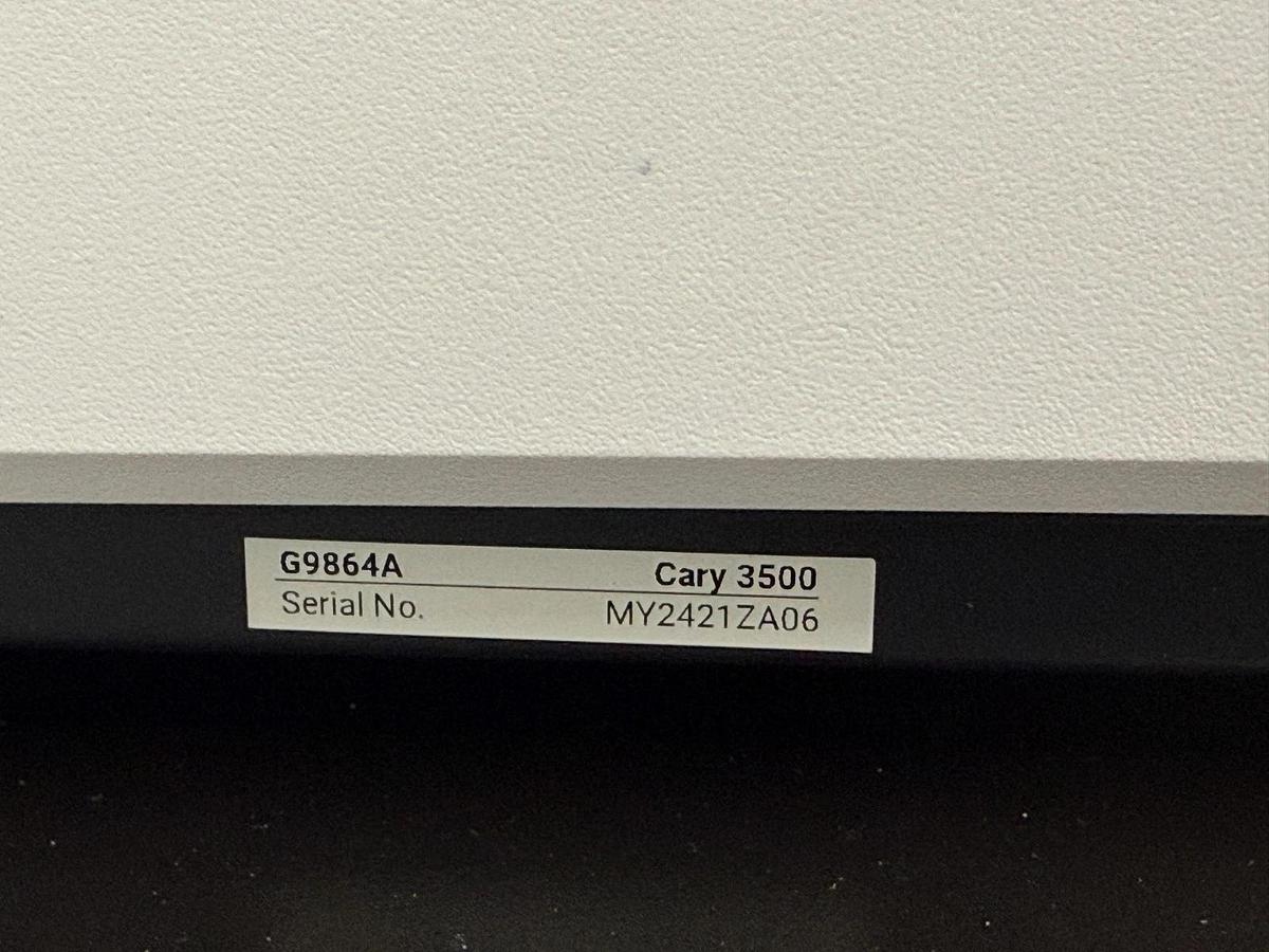 Used Agilent Cary 3500 UV-Vis Spectrophotometer System w/ Multicell Peltier 2024