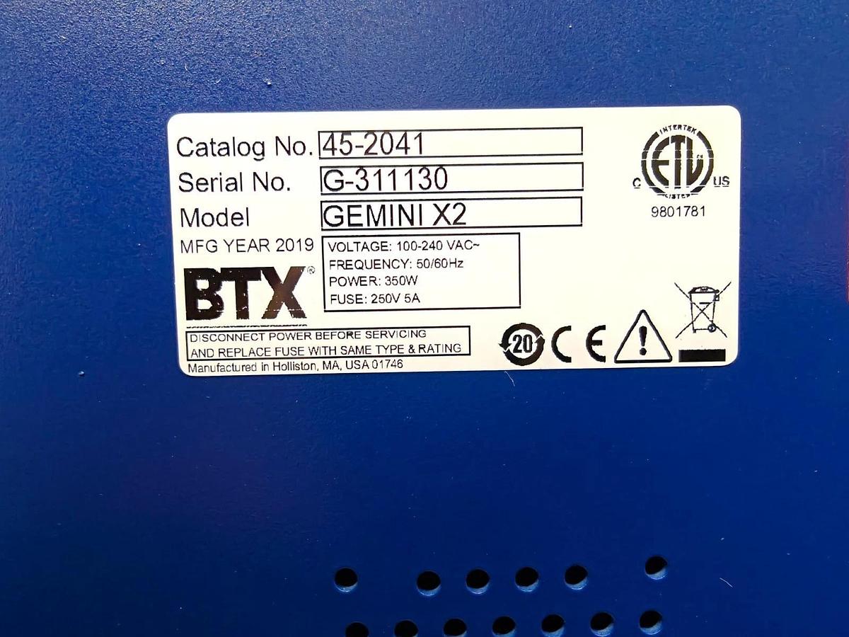 Used BTX Gemini X2 Twin Wave Electroporator with Safety Dome